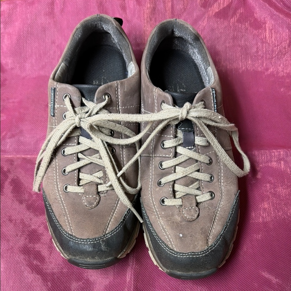 Clark’s waterproof wavewalk shoes.